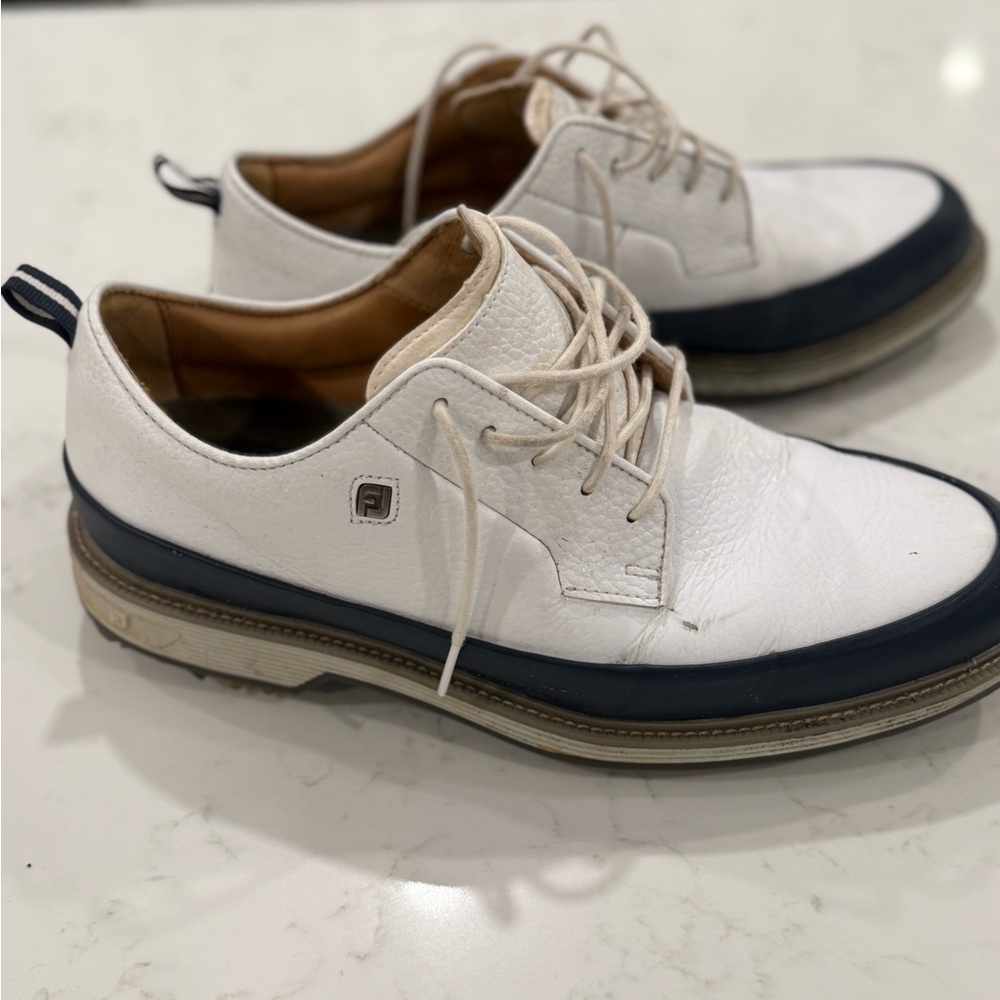 FootJoy Premier Series Field LX white and navy 8.5 men’s